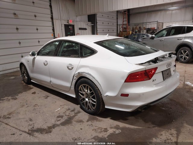2012 AUDI A7 WAU2GAFC3CN119287 Photo 2