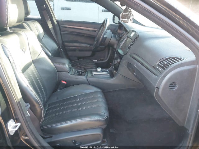 Продажа на аукционе авто 2016 Chrysler 300 300s, vin: 2C3CCAGGXGH298693, номер лота: 44210416