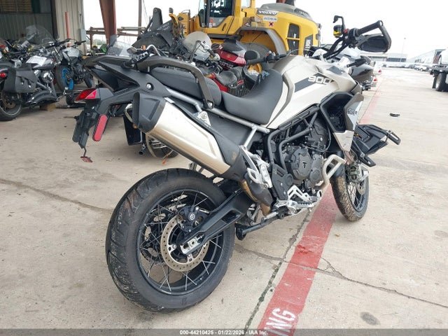 2023 TRIUMPH MOTORCYCLE TIGER SMTE67DF8PTBM4484 Photo 3