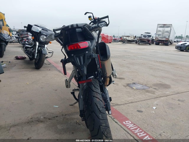 2023 TRIUMPH MOTORCYCLE TIGER SMTE67DF8PTBM4484 Photo 5