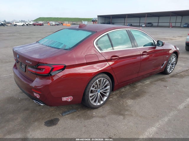 2023 BMW 530E WBA13AG08PCN19052 Photo 3