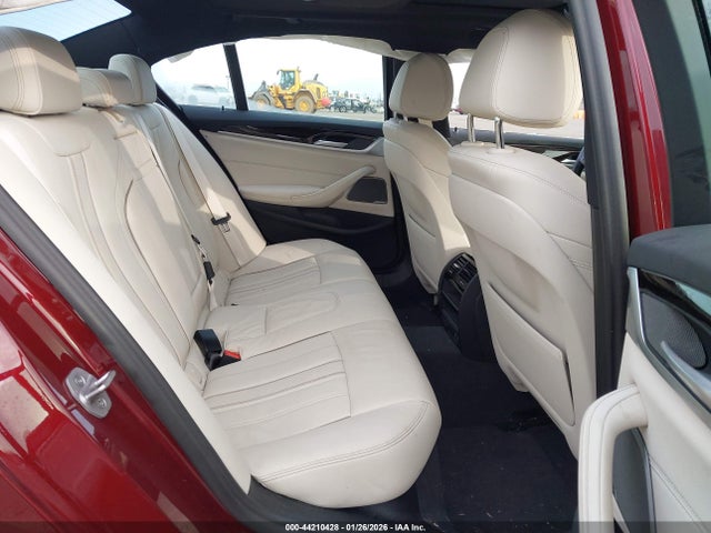 2023 BMW 530E WBA13AG08PCN19052 Photo 7
