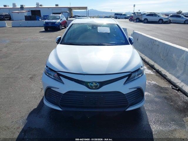 Toyota CAMRY LE 2022 4T1C11AK7NU663853 Image 12