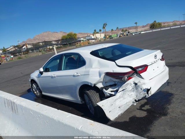 Toyota CAMRY LE 2022 4T1C11AK7NU663853 Image 6