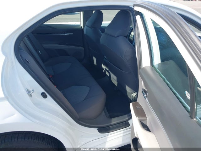 Toyota CAMRY LE 2022 4T1C11AK7NU663853 Image 8