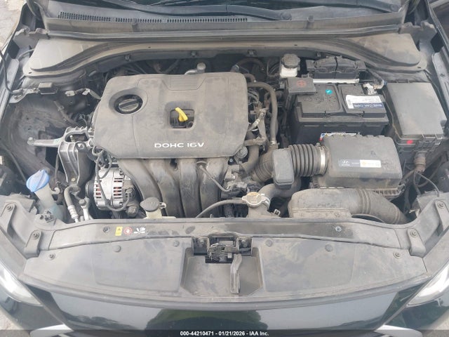 5NPD74LF7JH279939 Hyundai ELANTRA SE