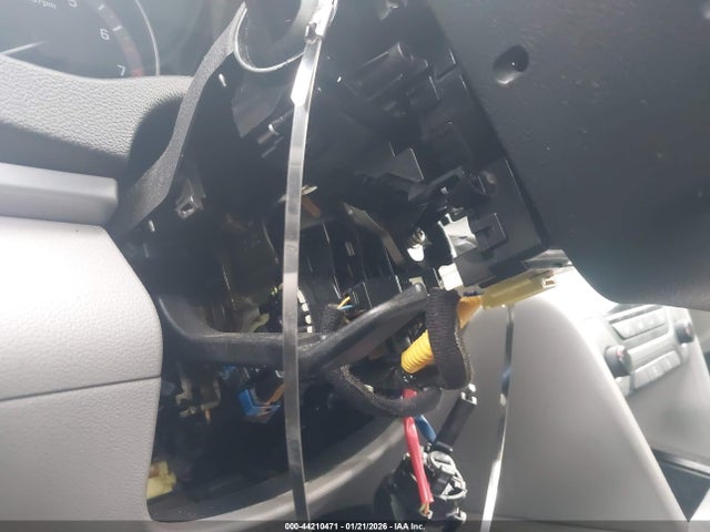 5NPD74LF7JH279939 Hyundai ELANTRA SE
