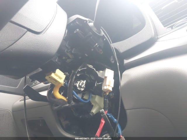 5NPD74LF7JH279939 Hyundai ELANTRA SE