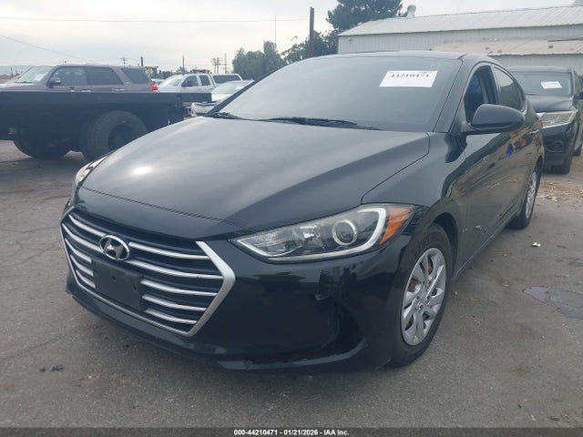 5NPD74LF7JH279939 Hyundai ELANTRA SE