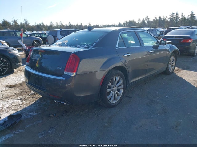 2019 Chrysler 300 Limited Awd მანქანა იყიდება აუქციონზე, vin: 2C3CCAKG6KH689968, აუქციონის ნომერი: 44210474