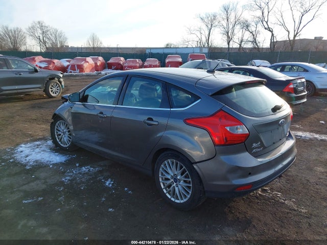 2012 FORD FOCUS 1FAHP3M26CL453527 Photo 2