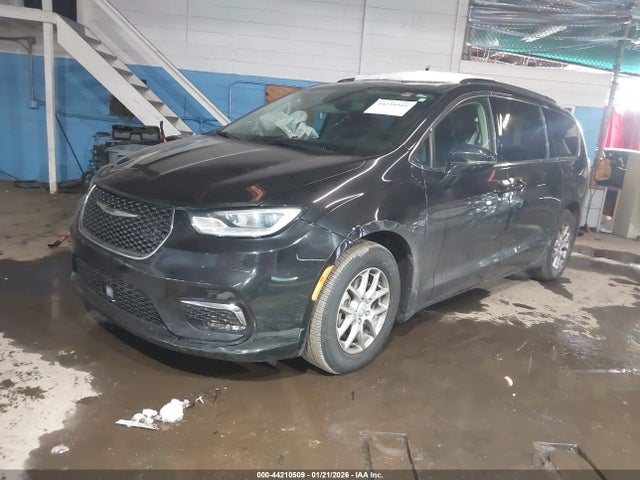 2022 Chrysler Pacifica Touring L მანქანა იყიდება აუქციონზე, vin: 2C4RC1BG1NR190497, აუქციონის ნომერი: 44210509