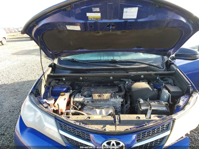 Toyota RAV4 LE 2015 2T3BFREV7FW381026 Image 10