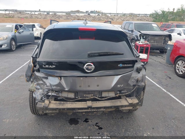 1N4AZ1CV6MC556329 Nissan LEAF SV