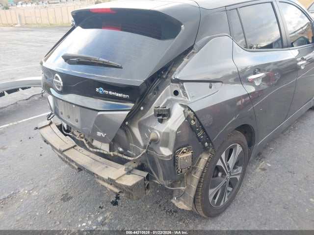 1N4AZ1CV6MC556329 Nissan LEAF SV
