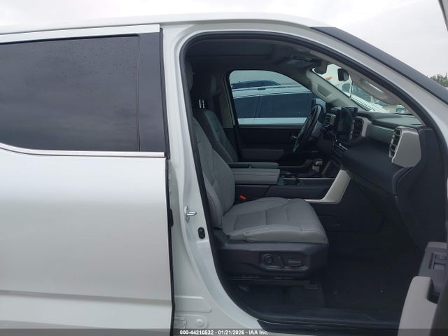 2023 TOYOTA TUNDRA HYBRID 5TFJC5ABXPX001750 Photo 4