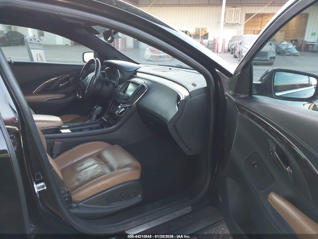 1G4GB5G39GF181916 Buick Lacrosse Leather