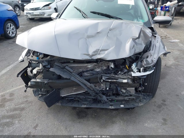 KMHLM4DG1RU697910 Hyundai ELANTRA SEL