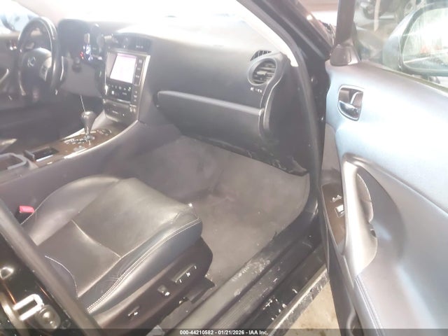 Продаж на аукціоні авто 2013 Lexus Is 250, vin: JTHCF5C20D5062186, номер лоту: 44210582