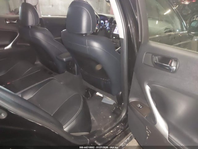Продаж на аукціоні авто 2013 Lexus Is 250, vin: JTHCF5C20D5062186, номер лоту: 44210582