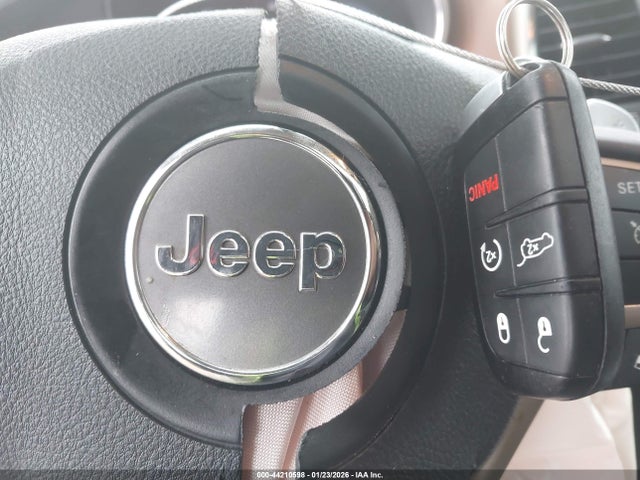 1C4RJFJM9GC378318 Jeep Grand Cherokee Summit