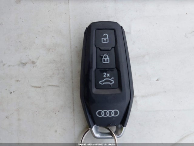 Aukcja sprzedaży 2025 Audi Q6 E-tron Prestige Quattro, vin: WA134BGF2SA060957, numer aukcji: 44210599