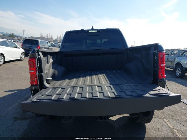 1C6SRFUP0SN713504 RAM 1500 Rho 4x4 5&#039;7 Box