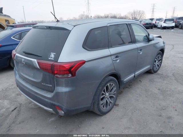 2016 MITSUBISHI OUTLANDER JA4AD2A32GZ044370 Photo 3