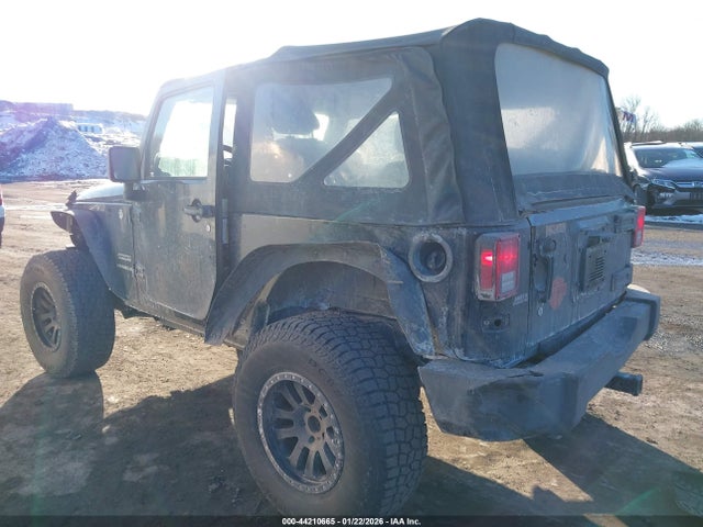 2015 JEEP WRANGLER 1C4AJWAG7FL523023 Photo 2