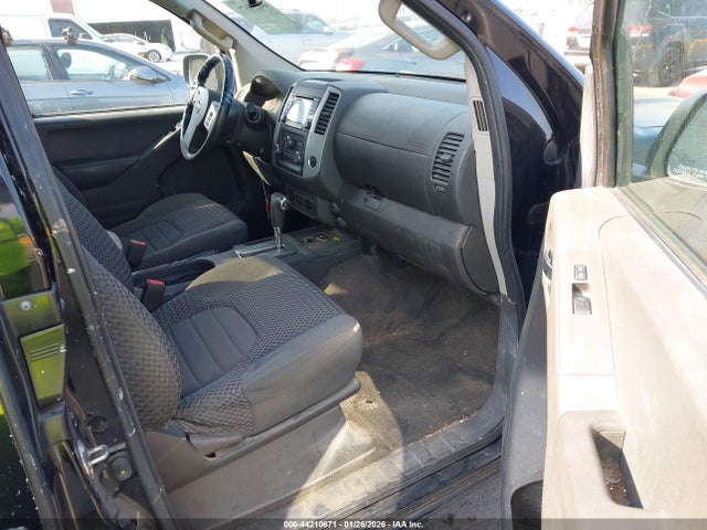 1N6AD0CUXHN709408 Nissan Frontier Sv