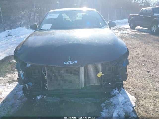 5XXG14J24PG196858 KIA K5 LXS