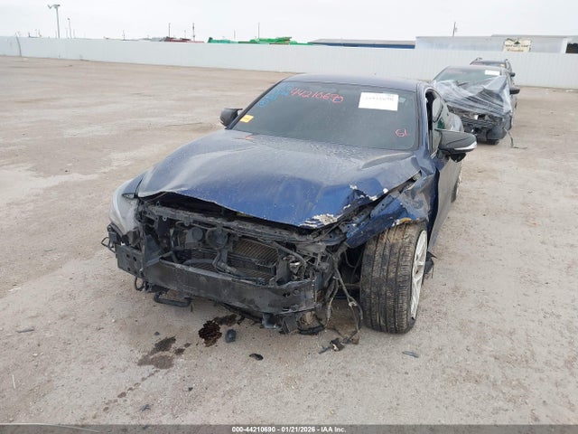 44210690 :رقم المزاد ، JN1EV7EKXHM362113 vin ، 2017 Infiniti Q60 3.0t Premium مزاد بيع
