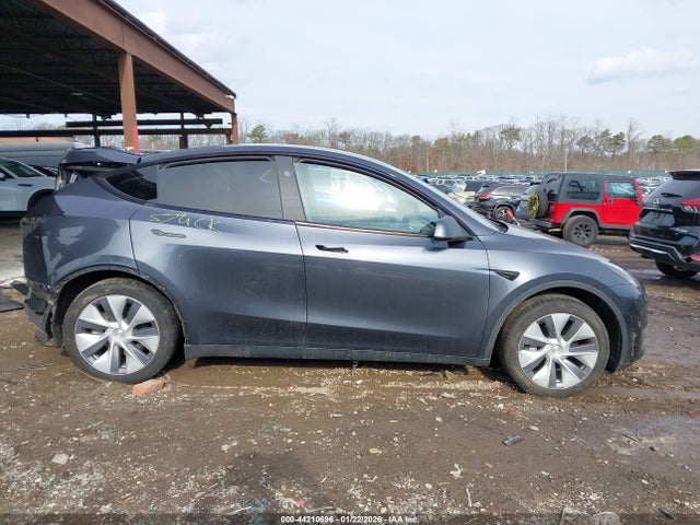 7SAYGDEE6RA236385 Tesla Model Y Long Range Dual Motor All-wheel Drive