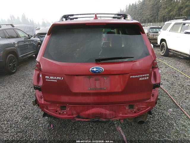 Subaru Forester 2.5i Touring 2016 JF2SJAVC0GH481265 Image 17