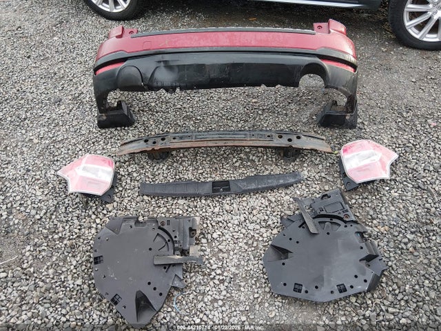 Subaru Forester 2.5i Touring 2016 JF2SJAVC0GH481265 Image 12