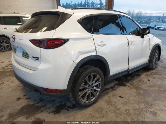JM3KFBEY8M0346148 Mazda Cx-5 Signature