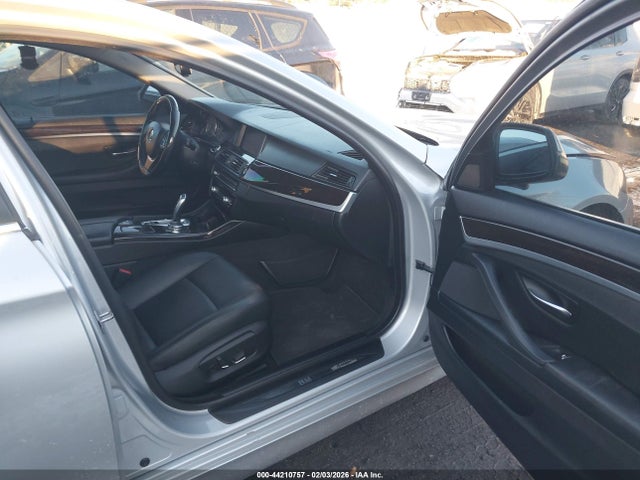 44210757 :رقم المزاد ، WBA5A7C51FD626447 vin ، 2015 Bmw 528i Xdrive مزاد بيع