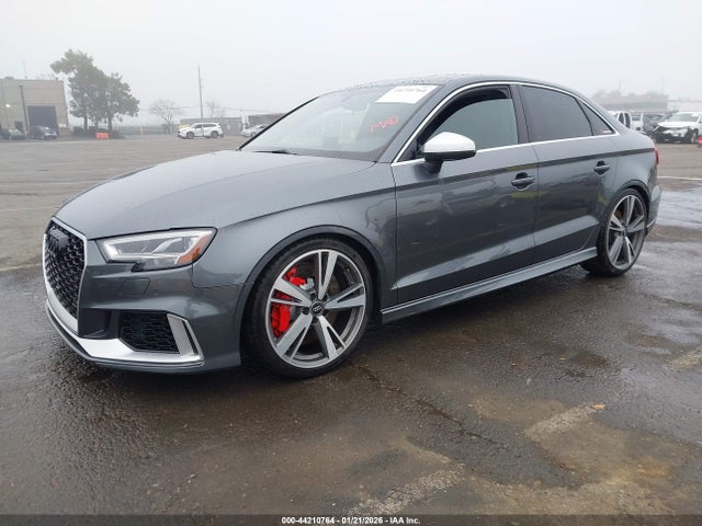2018 AUDI RS 3 WUABWGFF7J1902963 Photo 1