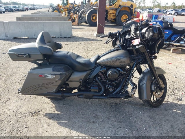 Harley-Davidson FLHXS 2019 1HD1KRP13KB613396 Image 12