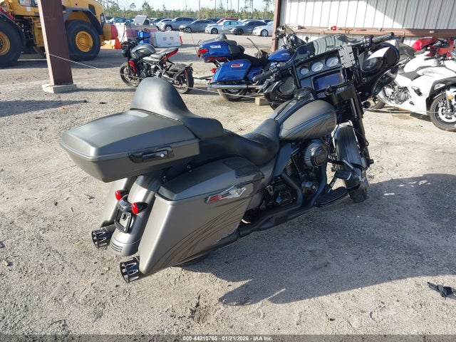 2019 HARLEY-DAVIDSON FLHXS 1HD1KRP13KB613396 Photo 3