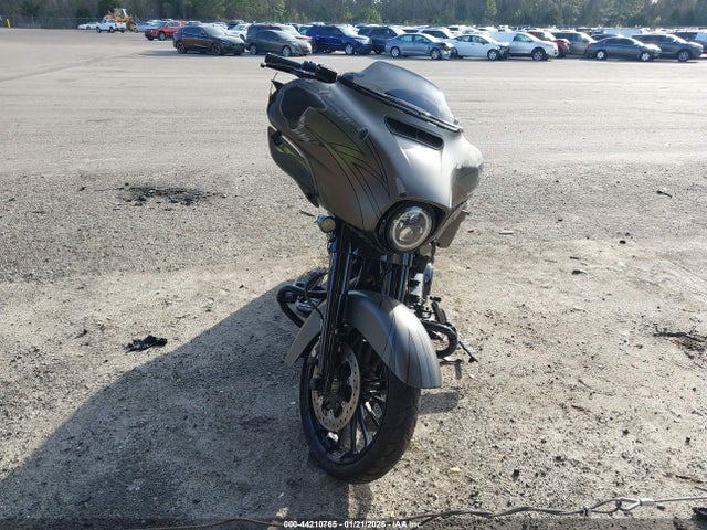 2019 HARLEY-DAVIDSON FLHXS 1HD1KRP13KB613396 Photo 4