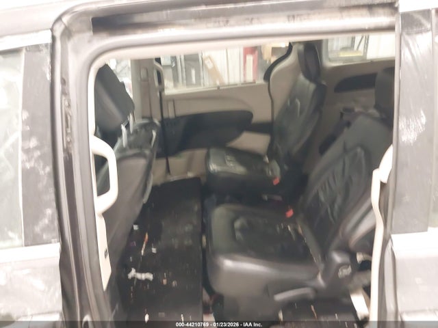 Продаж на аукціоні авто 2017 Chrysler Pacifica Touring-l Plus, vin: 2C4RC1EG2HR577642, номер лоту: 44210769