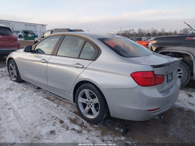 2013 BMW 328I WBA3B3C59DF540012 Photo 2