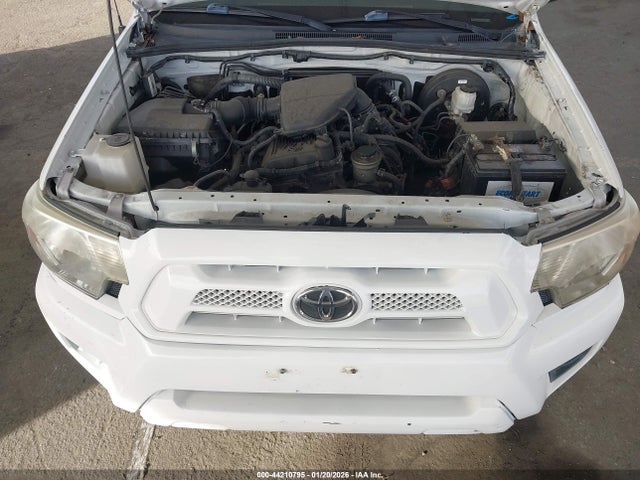 Toyota Tacoma 2015 5TFTX4CN9FX067607 Image 10