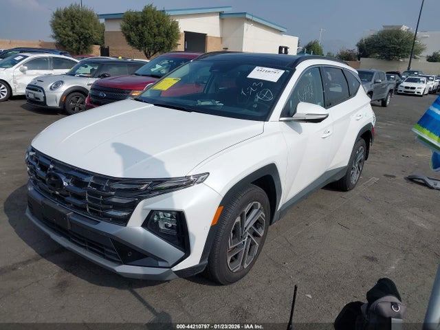 Hyundai Tucson Limited 2025 3KMJE3DE3SE017069 Image 2