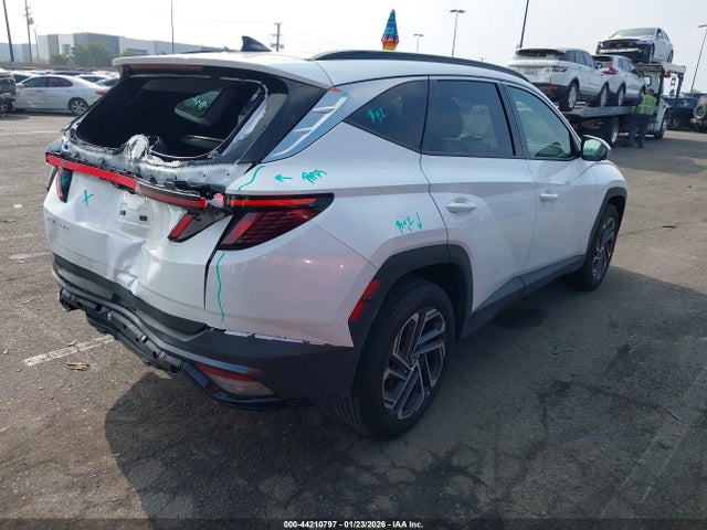 Hyundai Tucson Limited 2025 3KMJE3DE3SE017069 Image 4