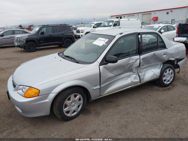2000 Mazda Protege Dx/lx მანქანა იყიდება აუქციონზე, vin: JM1BJ222XY0197075, აუქციონის ნომერი: 44210798