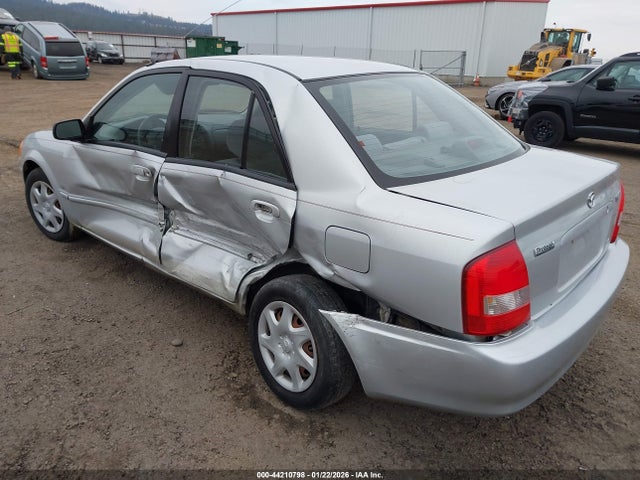 2000 Mazda Protege Dx/lx მანქანა იყიდება აუქციონზე, vin: JM1BJ222XY0197075, აუქციონის ნომერი: 44210798