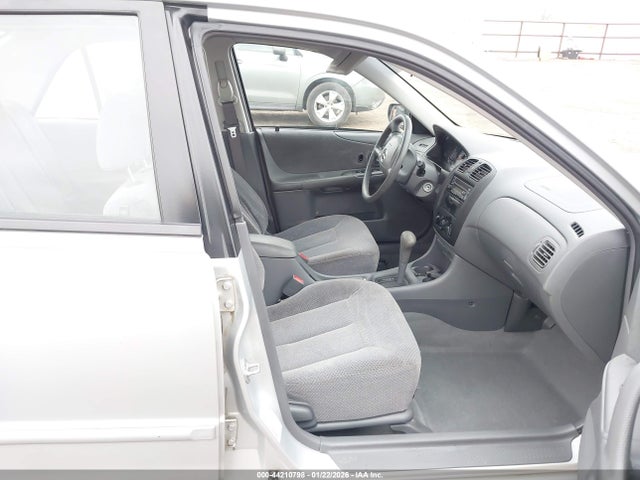 2000 Mazda Protege Dx/lx მანქანა იყიდება აუქციონზე, vin: JM1BJ222XY0197075, აუქციონის ნომერი: 44210798