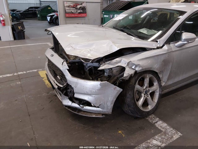 3FA6P0HD5GR282939 Ford FUSION SE